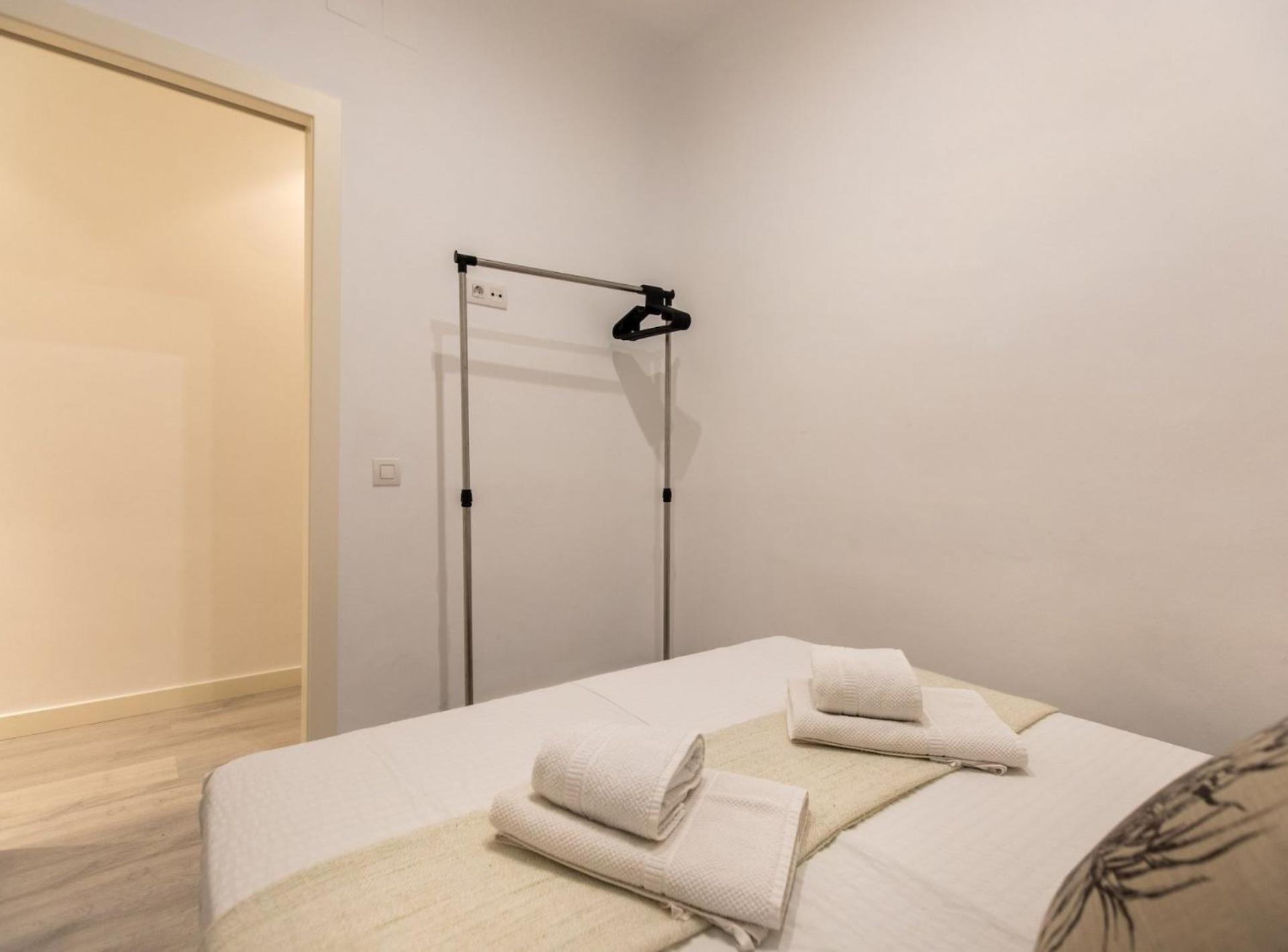 Pere Serafi 2 Bedroom Apartment Barcelona Eksteriør bilde